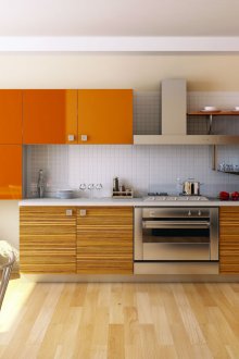 Πορτοκαλί γυαλιστερή προσόψεις στην κουζίνα