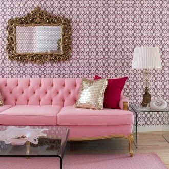 Golden ροζ καναπές στο σαλόνι