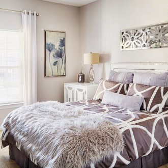 Καφέ και Λευκό Art Nouveau Υπνοδωμάτιο