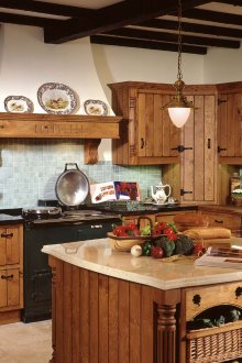 Ανοιχτό πράσινο ποδιά στην κουζίνα του country style