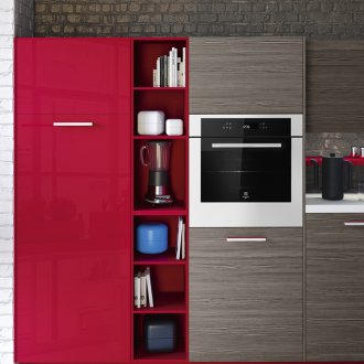 Κόκκινο-γκρι κουζίνα