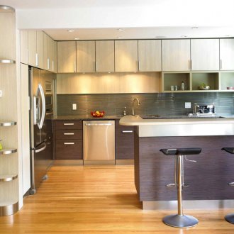 Καφέ-μπεζ κουζίνα με μπαρ 11 τ.μ.