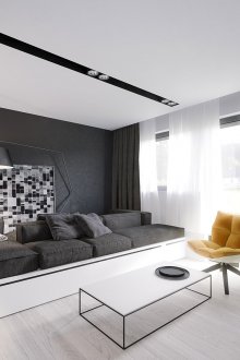 Λευκό βάθρο στο σαλόνι