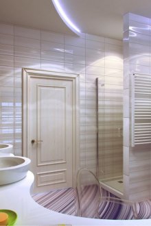 Λευκό μωβ μπάνιο