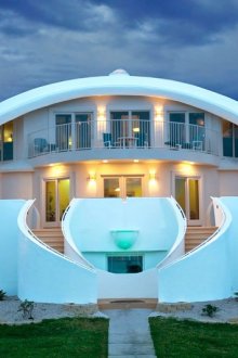 Λευκό Οίκο με στέγη Dome