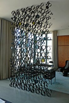 Στατική διακοσμητική διαχωριστική επιφάνεια από γυαλί και μέταλλο