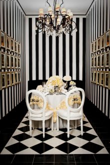 Μαύρο και άσπρο φινίρισμα τραπεζαρίας