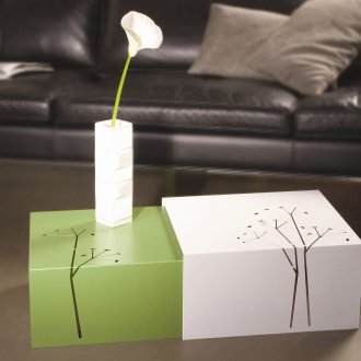 Μεταλλικό τραπεζάκι καφέ