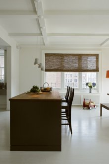 Καφέ ρολά στην κουζίνα