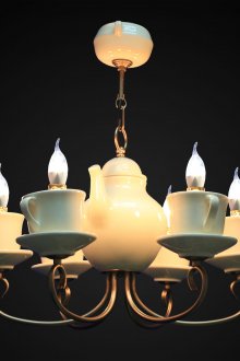 Ασυνήθιστος πολυέλαιος σε σχήμα τσαγιού και κυπέλλων