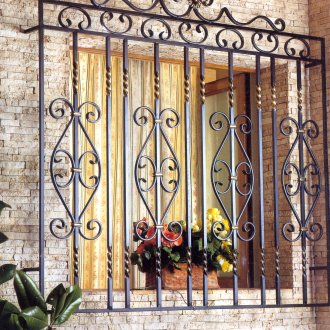 Διακόσμηση μπροστινού παραθύρου