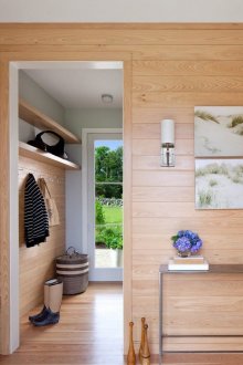 Ξύλο εισόδου στο διάδρομο