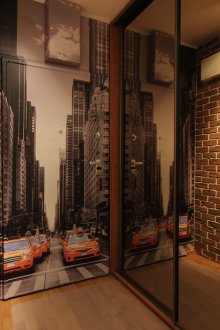 Ντουλάπα στο λόμπι στο πατάρι