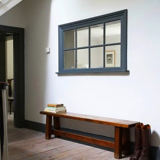 Παράθυρο στο επόμενο δωμάτιο στο εσωτερικό