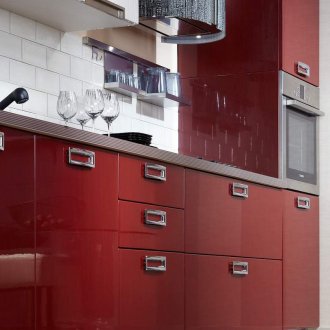 Κόκκινο και λευκό σετ κουζίνας