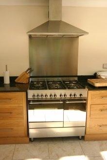 Σετ με πρόσοψη βελανιδιάς