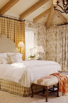 Αγγλικά στυλ κουρτίνες στο υπνοδωμάτιο