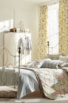 Shabby Chic Floral Κουρτίνες στην κρεβατοκάμαρα