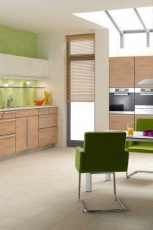 Μπεζ και πράσινη κουζίνα Feng Shui