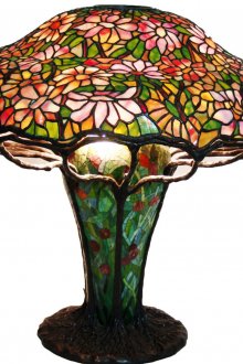 Art Nouveau επιτραπέζιο φωτιστικό σε τεχνική βιτρό