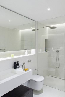 Design bagno 5 mq nei colori bianco
