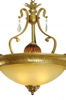 Κλασσικός χρυσός πολυέλαιος