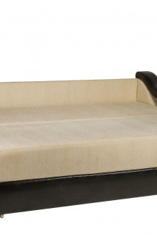 Μπεζ και μαύρο καναπέ ξετυλίγεται το ευρωπαϊκό βιβλίο