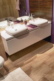 Βιολετί καφέ Μπάνιο