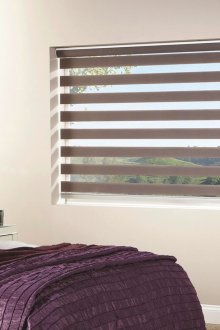 Κουρτίνες ημέρα-νύχτα στο υπνοδωμάτιο