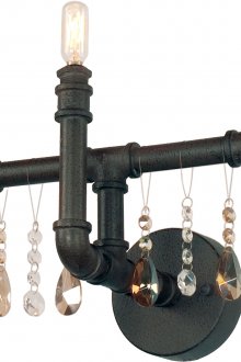 Τρεις λαμπτήρες μαύρου τοίχου σοφίτας