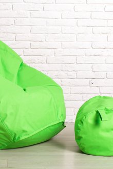 Ανοιχτό πράσινο καρέκλα τσαντών φασολιών και μπωφ