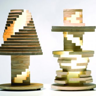 Φανταχτερά επιτραπέζια φωτιστικά από ξύλο