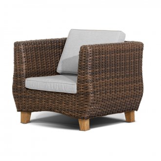 Πολύ μεγάλη ψάθινη πολυθρόνα