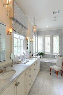 Σκαλιστό ντουλάπι μπάνιου