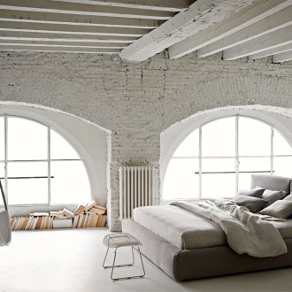 Γκρίζα και Λευκή κρεβατοκάμαρα