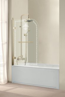 Όμορφα σχέδια στην γυάλινη κουρτίνα στο μπάνιο