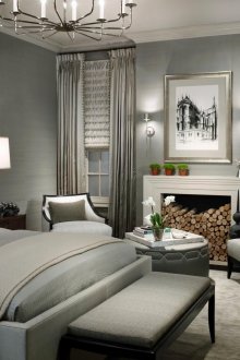 Φωτεινή διακόσμηση στο υπνοδωμάτιο σε γκρι τόνους