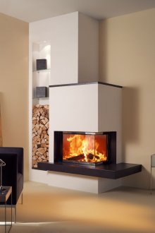 Γωνιακό τζάκι με χώρο για καυσόξυλα