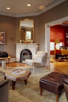 Art Nouveau γωνιακό τζάκι στο σαλόνι