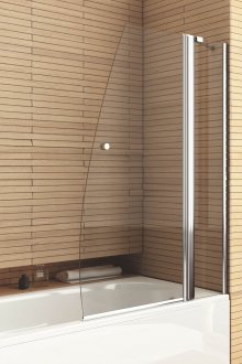 Γυάλινη κουρτίνα στο μπάνιο με ξύλινη διακόσμηση