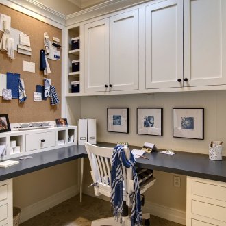 Κορκ πίνακα στο εσωτερικό του γραφείου