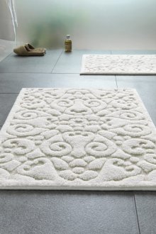 Βαμβακερό χαλί στο μπάνιο
