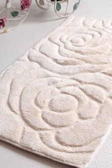 Μαλακή χαλάκι μπάνιου με τριαντάφυλλα