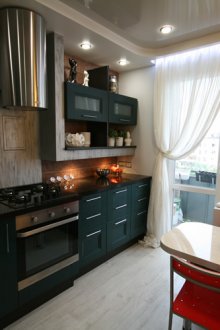 Μικρή μαύρη κουζίνα