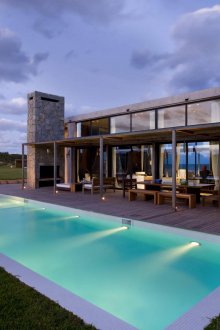 Ευρύχωρο αρτ νουβό σπίτι