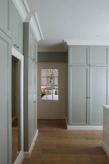 Πλύνετε στην οροφή σε εσωτερικό στυλ