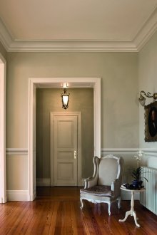 Πλίνθους στην οροφή στο εσωτερικό με το στυλ ενός κλασικού