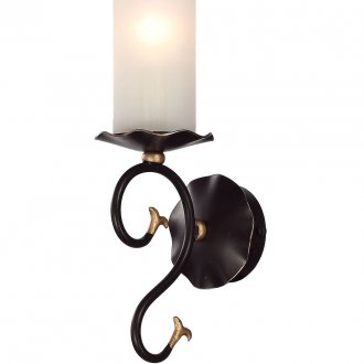 Όμορφη σφυρήλατο σίδερο