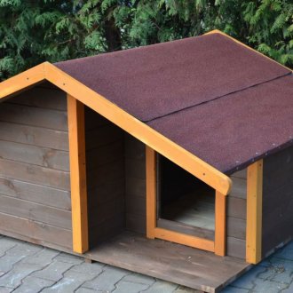 Μεγάλο σπίτι σκυλιών