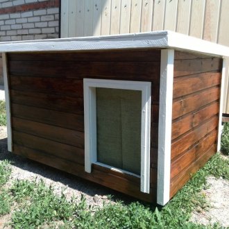 Καφέ και λευκό Flat Roof Box για σκύλους